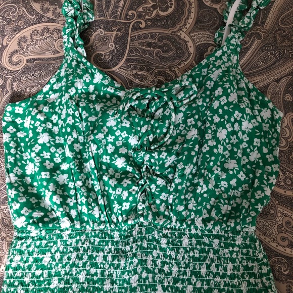 NWT! Bershka Floral Green & White Dress L - Picture 2 of 7